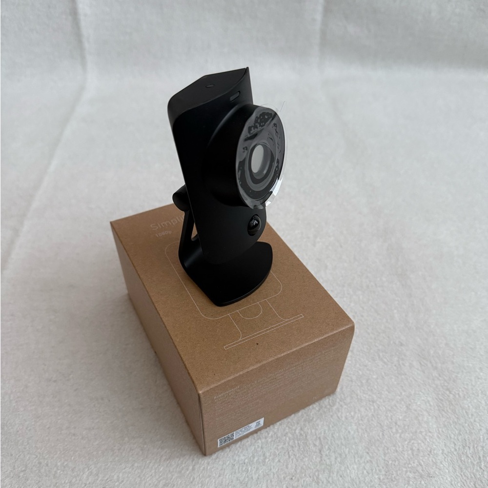 SimpliSafe Black Simplicam Indoor Wired Home Security Camera NWT - Picture 5 of 9